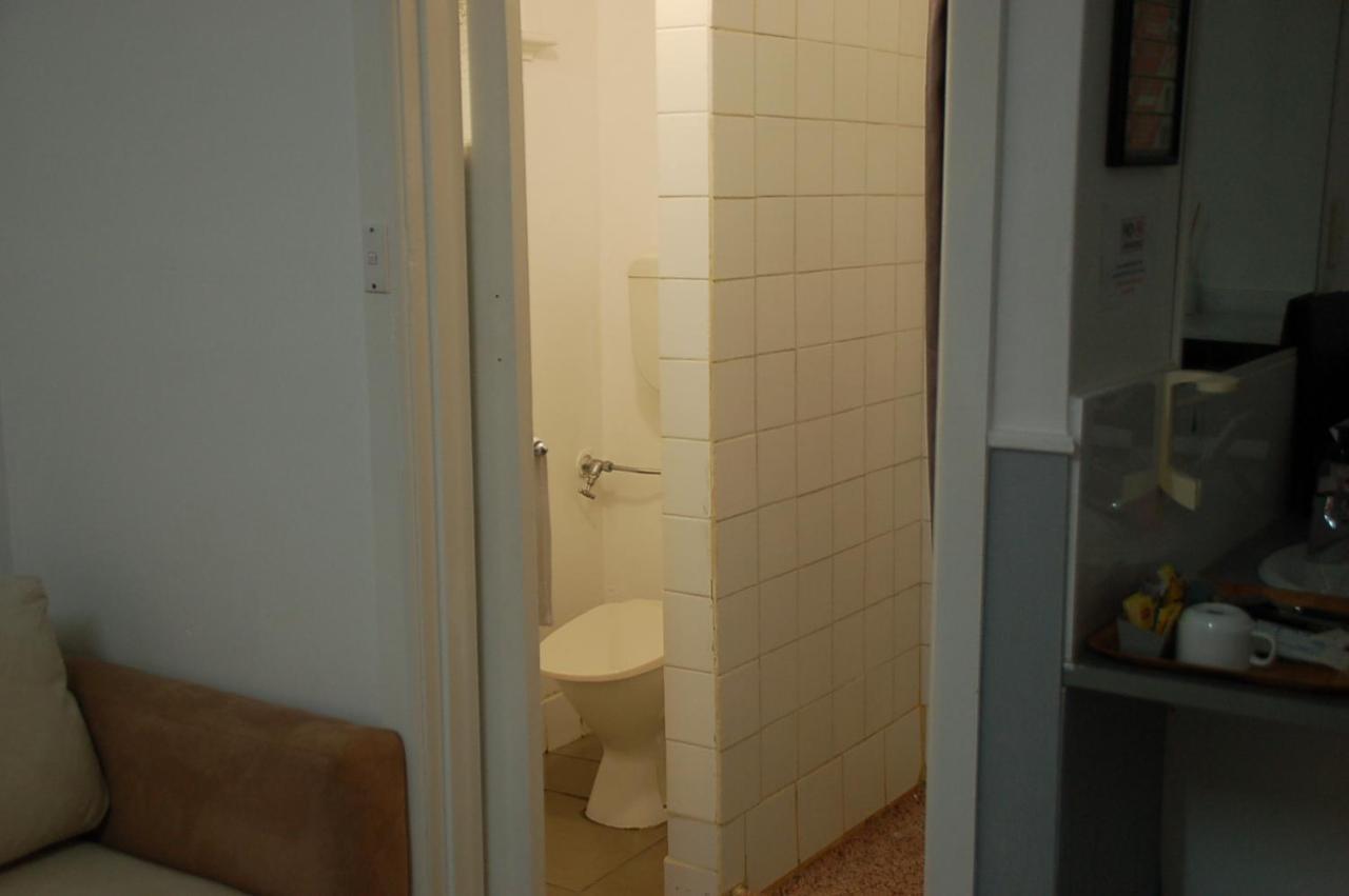 Calder Family Motel Bendigo Bagian luar foto