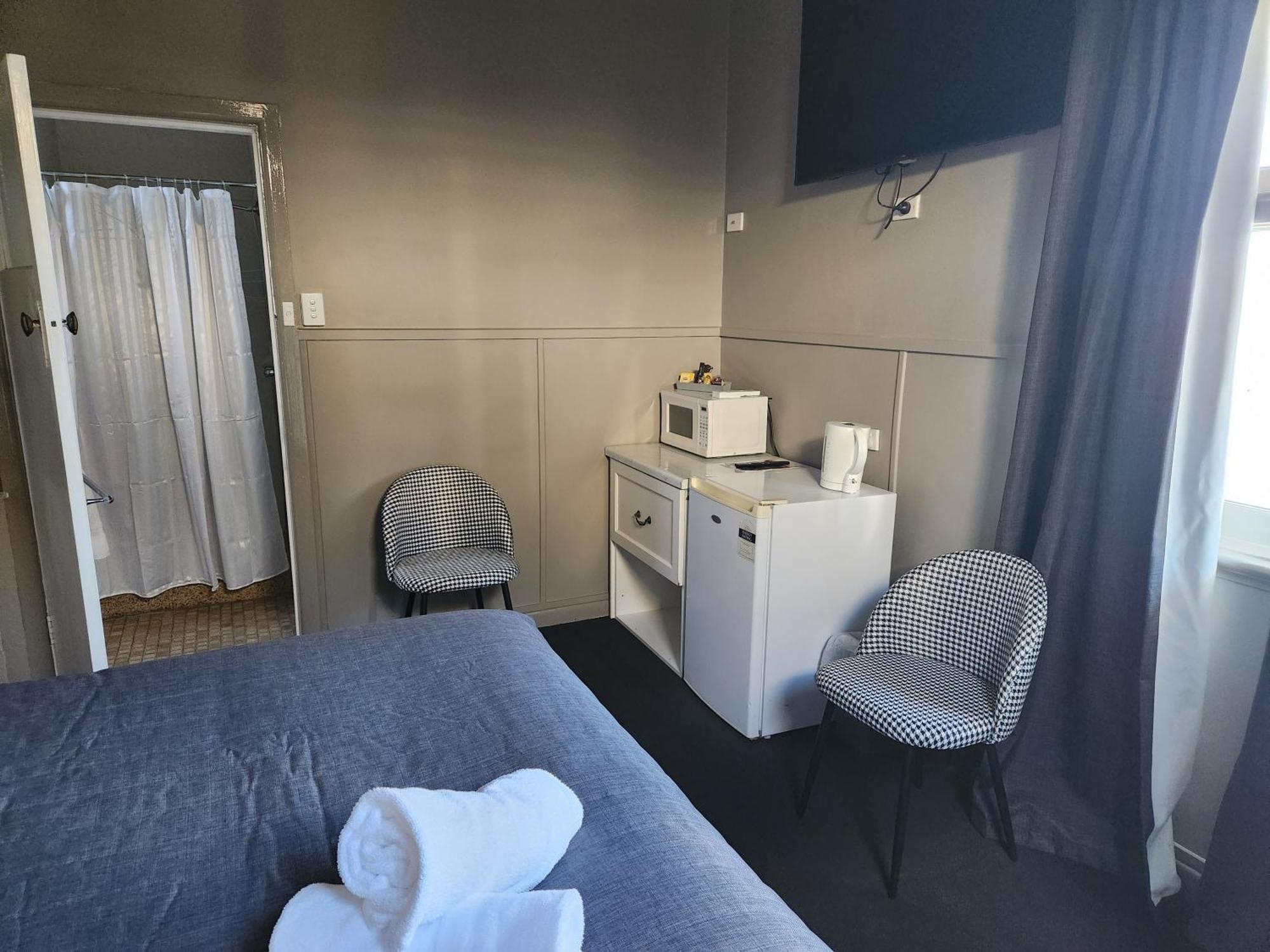 Calder Family Motel Bendigo Bagian luar foto